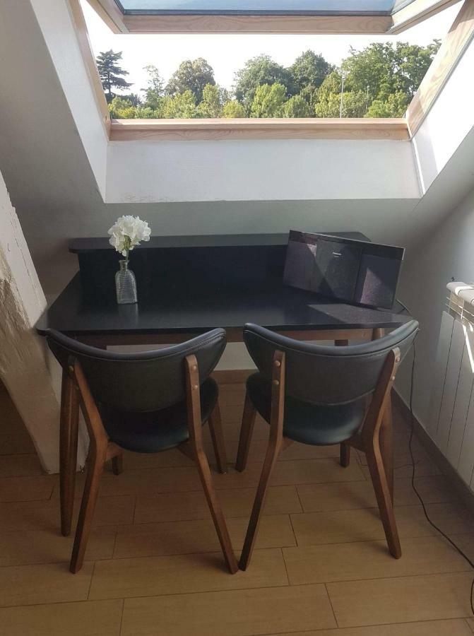 Orleans Appartement 2 Chambres Avec Parking Bagian luar foto